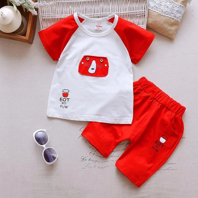 2-piece Creative Bear Print T-shirt and Casual Suits