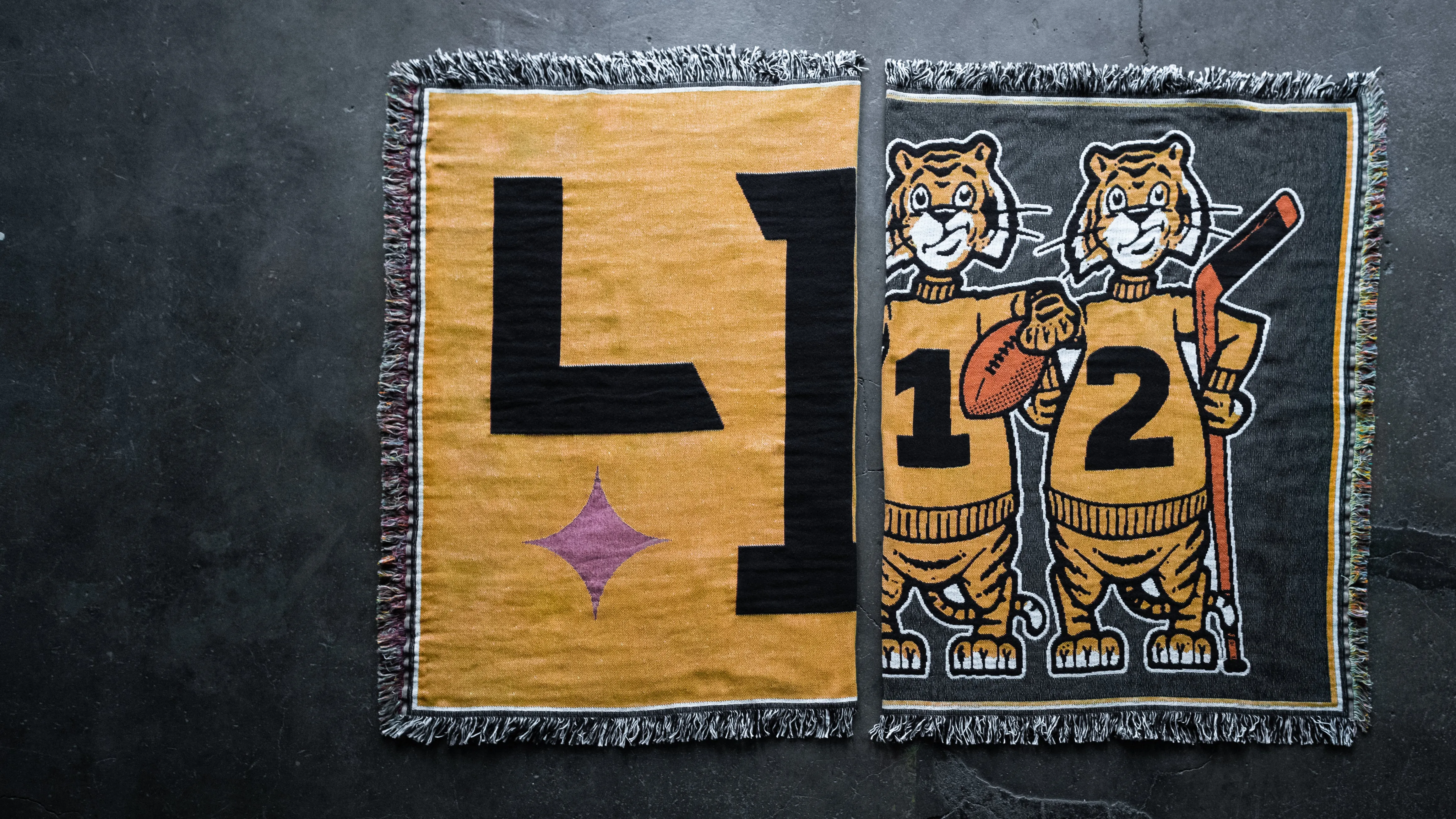 412® Tapestry Blankets
