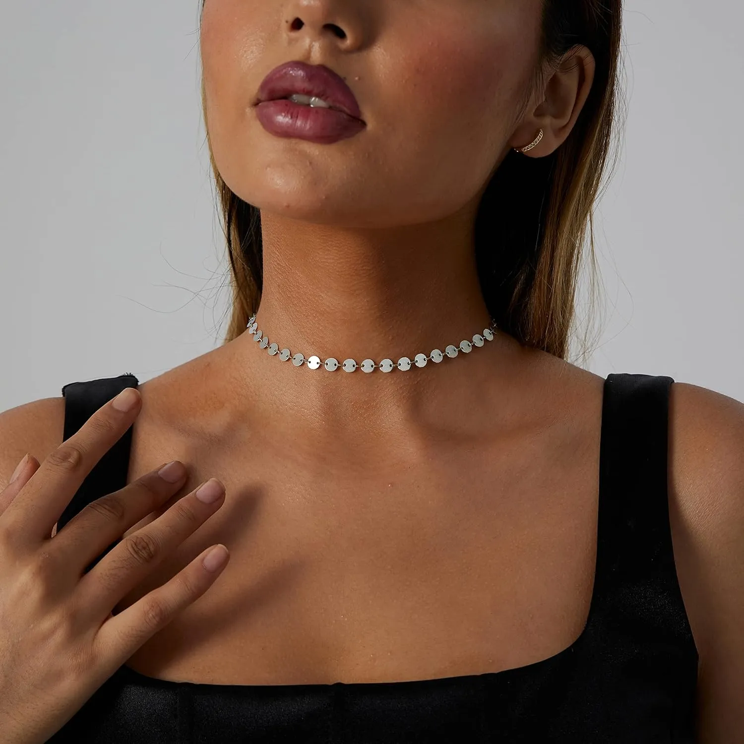 CAROVO Dainty Gold Chain Choker Necklace for Women 18K Gold Plated Minimalist Figaro Beaded Lace Satellite Coin Chain Necklace Delicate Choker Jewelry Gifts for Women