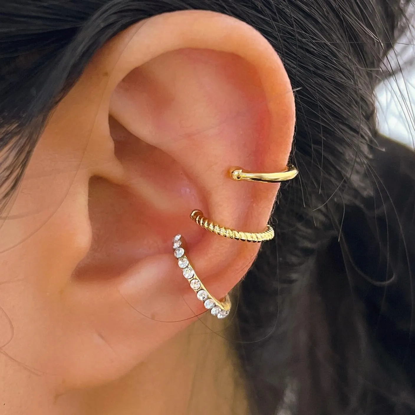 Ear Cuffs for Women,Cubic Zirconia Sparkling Round Huggie Ear Cuff,Non Pierced Ear Clips Cartilage Earring