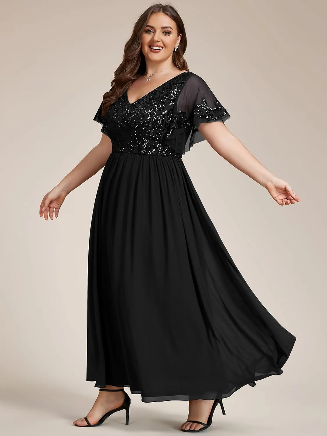 Ever-Pretty Plus Women's Sequin Chiffon Plus Size Short Sleeves Appliques Maxi Formal Mother of The Bride Dresses 01583-DA
