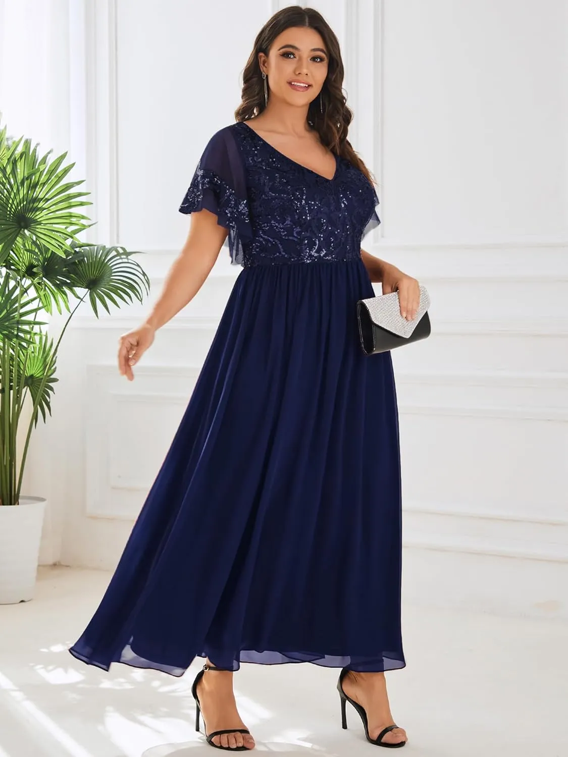 Ever-Pretty Plus Women's Sequin Chiffon Plus Size Short Sleeves Appliques Maxi Formal Mother of The Bride Dresses 01583-DA