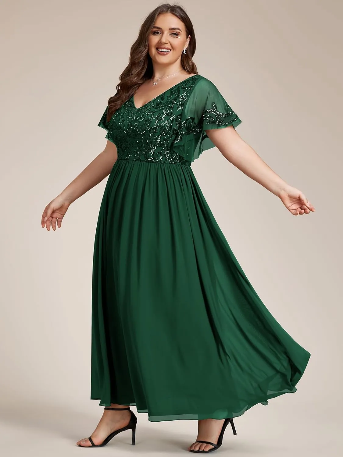 Ever-Pretty Plus Women's Sequin Chiffon Plus Size Short Sleeves Appliques Maxi Formal Mother of The Bride Dresses 01583-DA