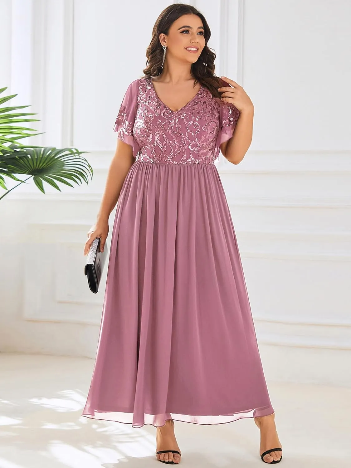 Ever-Pretty Plus Women's Sequin Chiffon Plus Size Short Sleeves Appliques Maxi Formal Mother of The Bride Dresses 01583-DA