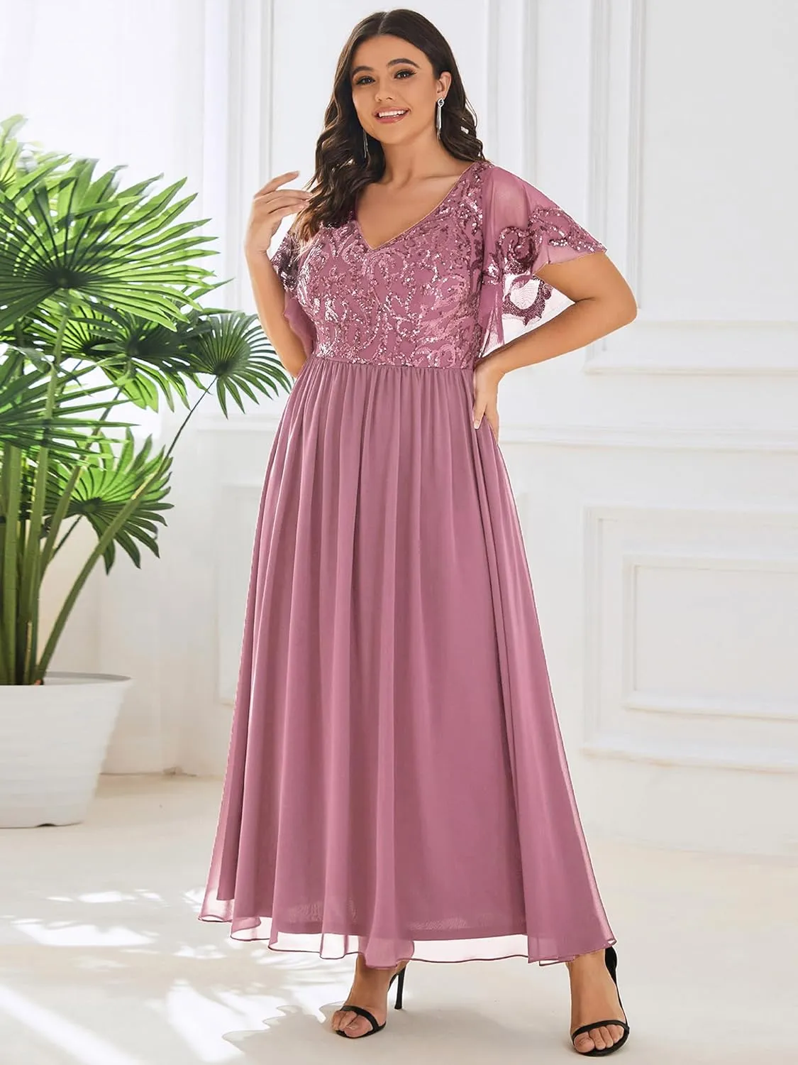 Ever-Pretty Plus Women's Sequin Chiffon Plus Size Short Sleeves Appliques Maxi Formal Mother of The Bride Dresses 01583-DA