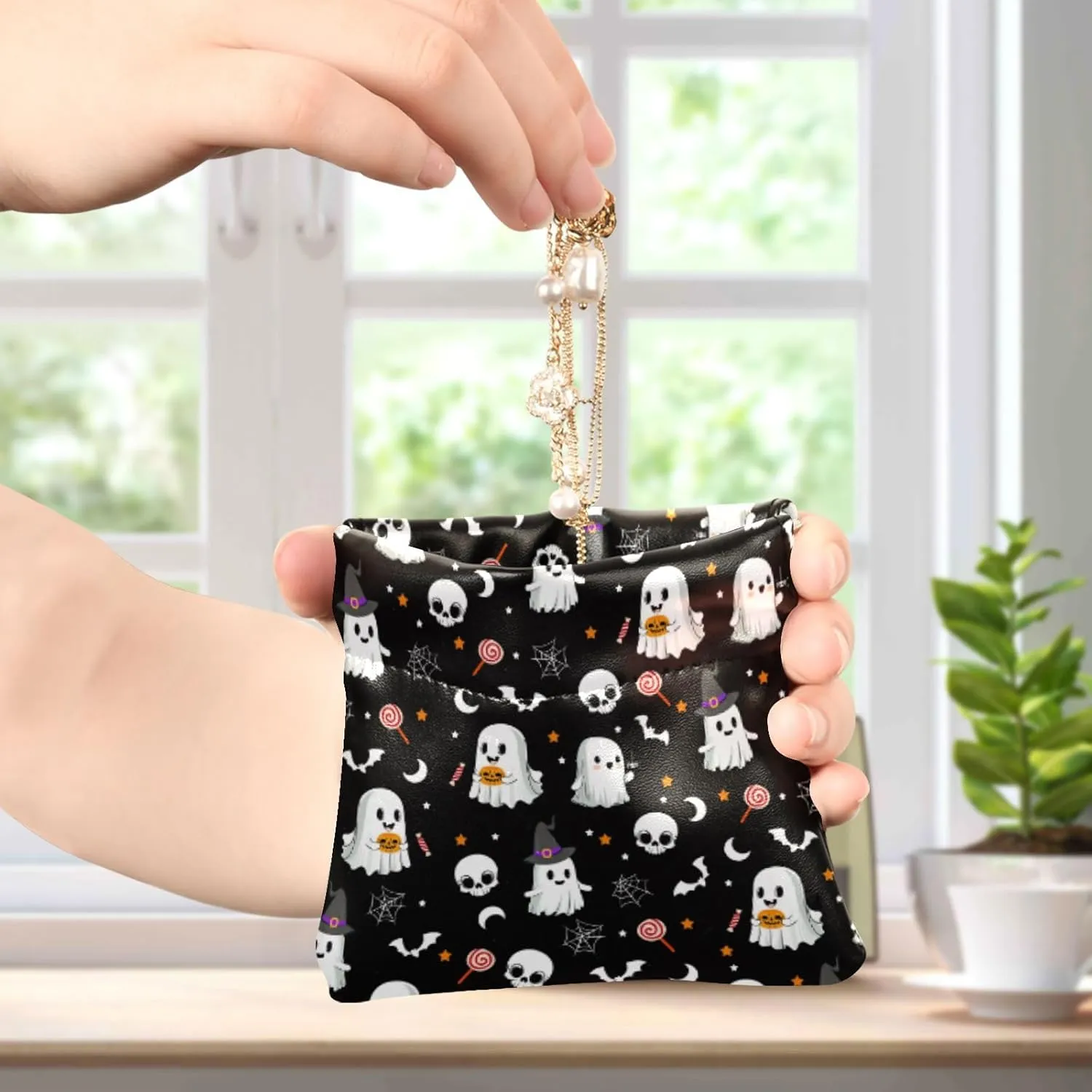 Ghost Squeeze Coin Purse PU Leather Change Purse Pouch Change Holder for Woman
