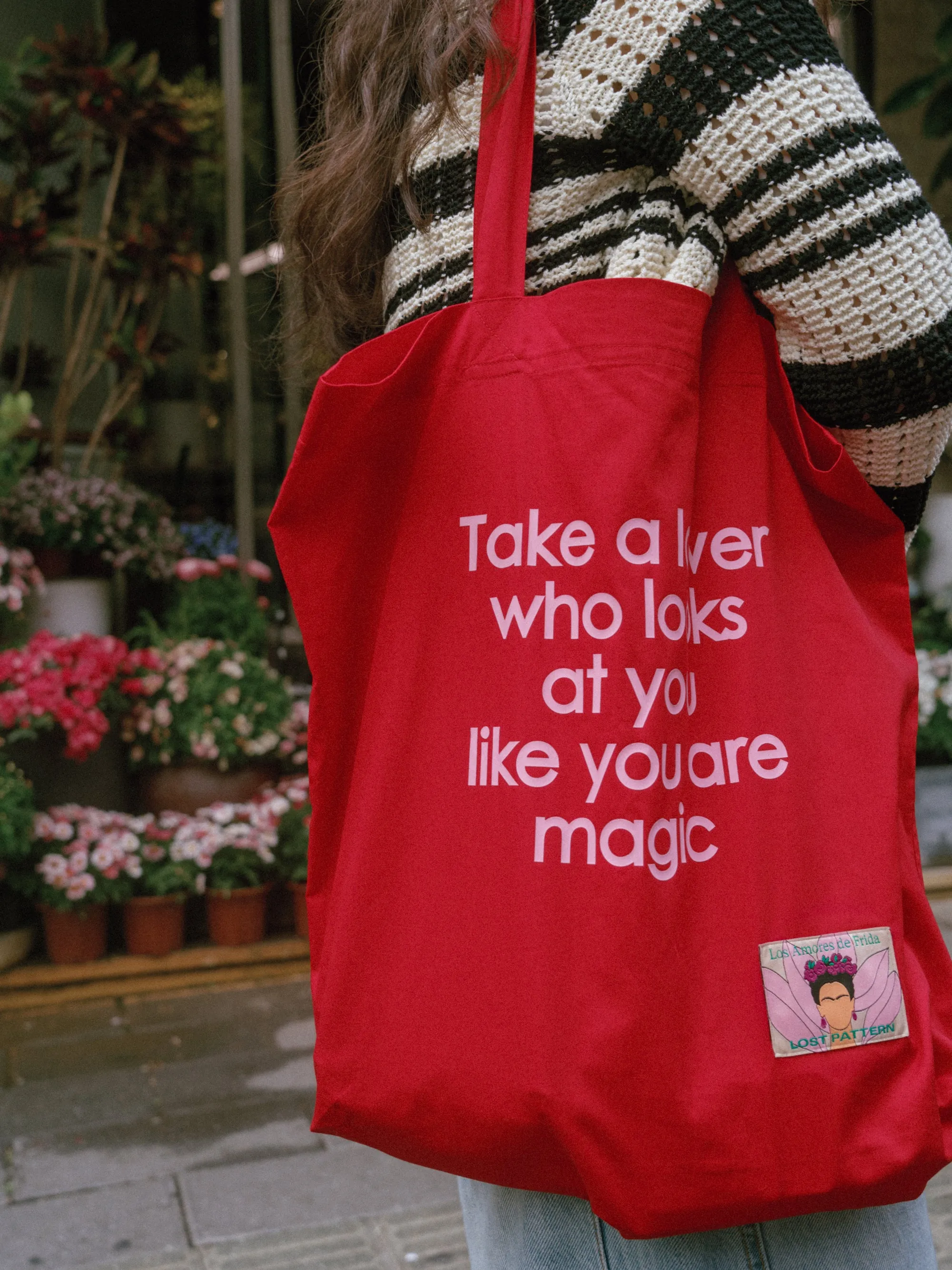 "The Voice of Frida" Cotton Tote Bag - Rojo Picante