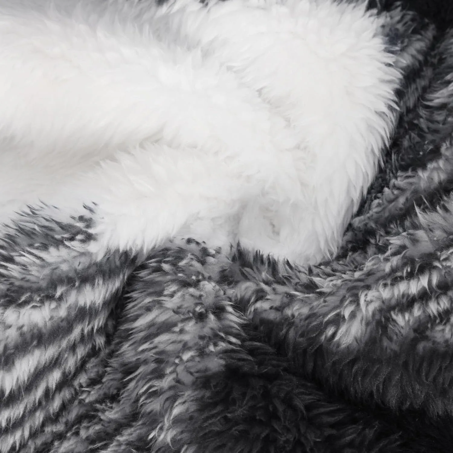 Sherpa Shacket Jackets for Women Winter Long Sleeve Button Hoodies Oversized Fuzzy Fleece Plaid Coat Outdoor Outerwear