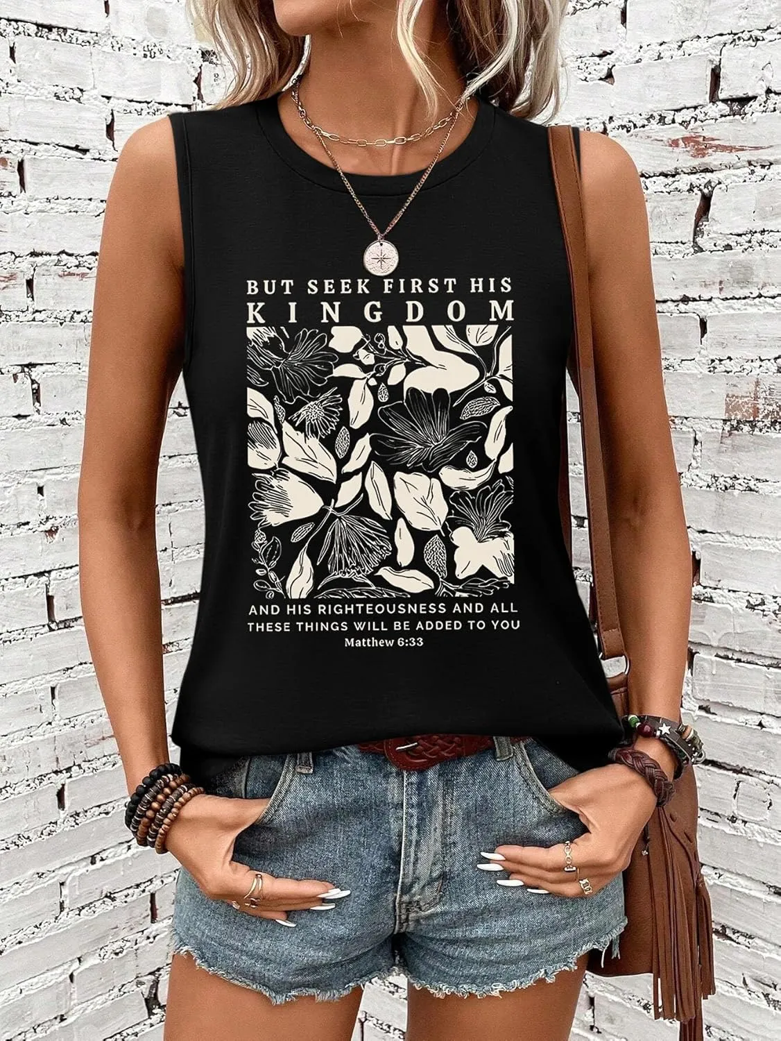 Sleeveless Tank Tops for Women 2025 Summer Casual Blouses Graphic Tees Loose Fit Crewneck Vacation Outfits Shirts