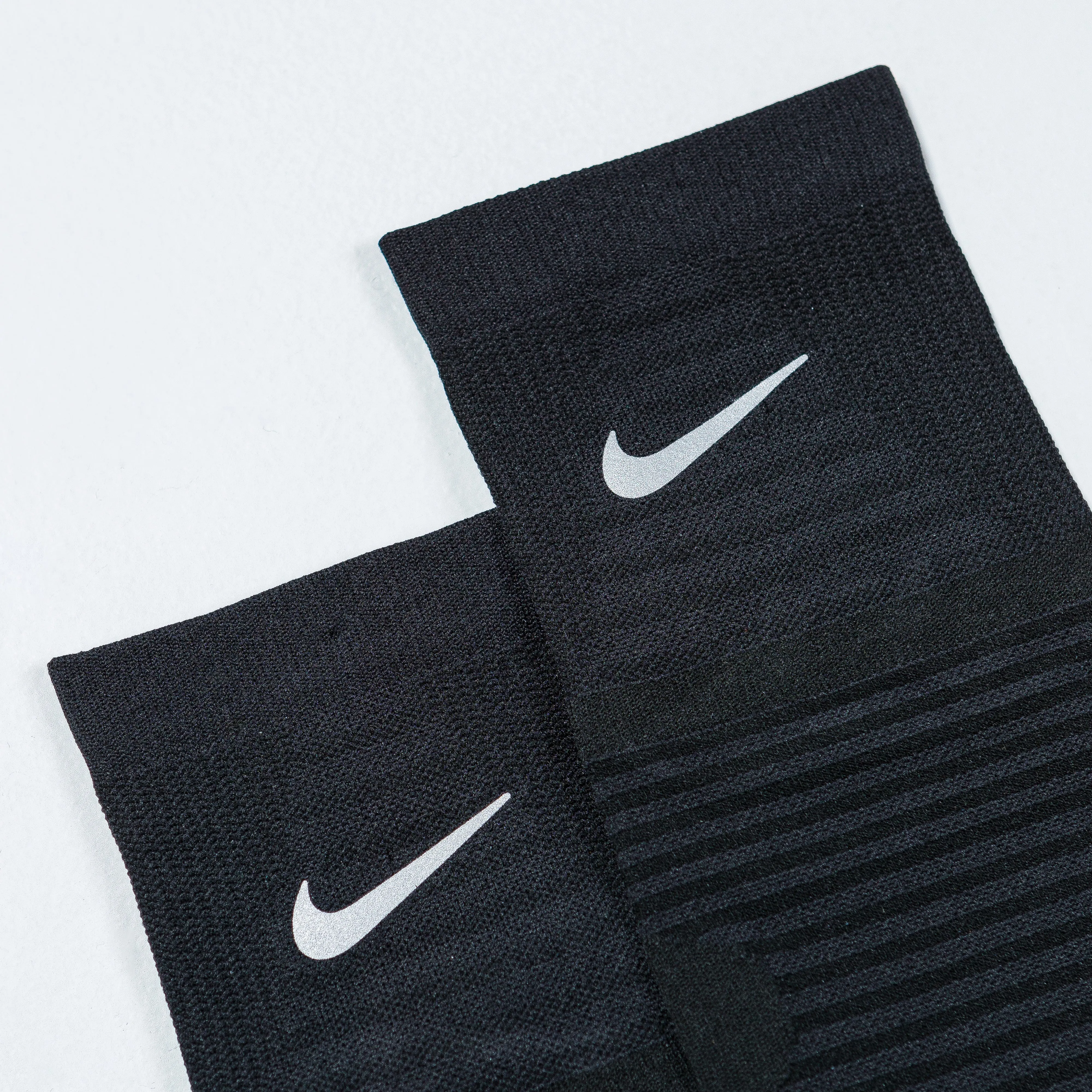 Spark Lightweight Ankle - Black/Reflective