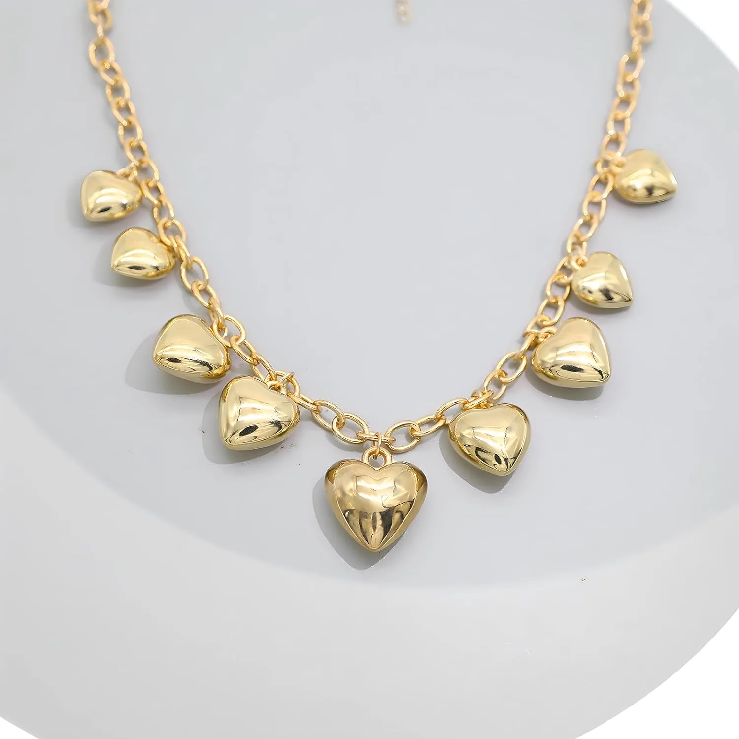 We We Chunky Antique Heart Charm Necklace for women Vintage Sun Stars Hearts Sea shell Starfish Beachy Boho Layers Charms Necklaces