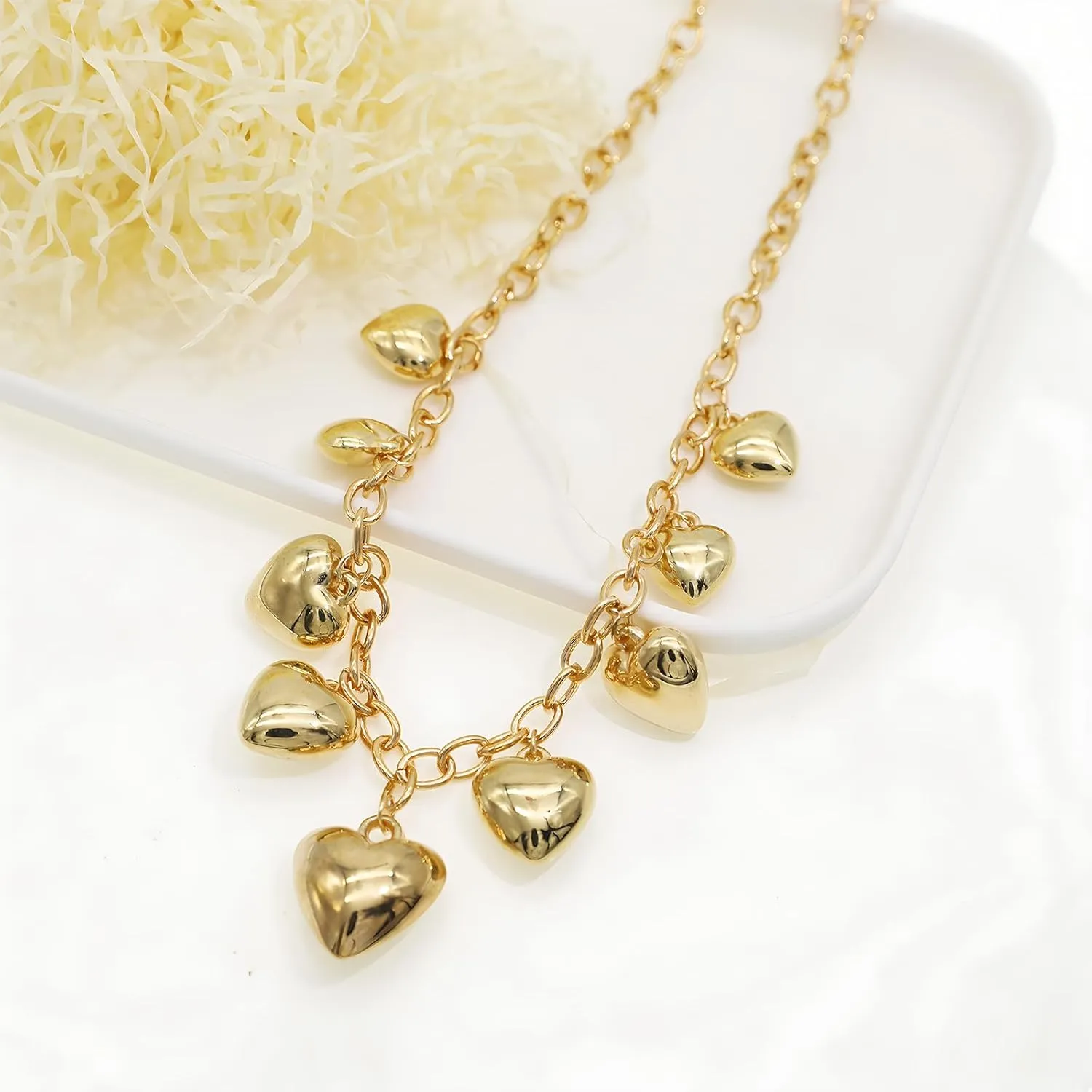 We We Chunky Antique Heart Charm Necklace for women Vintage Sun Stars Hearts Sea shell Starfish Beachy Boho Layers Charms Necklaces