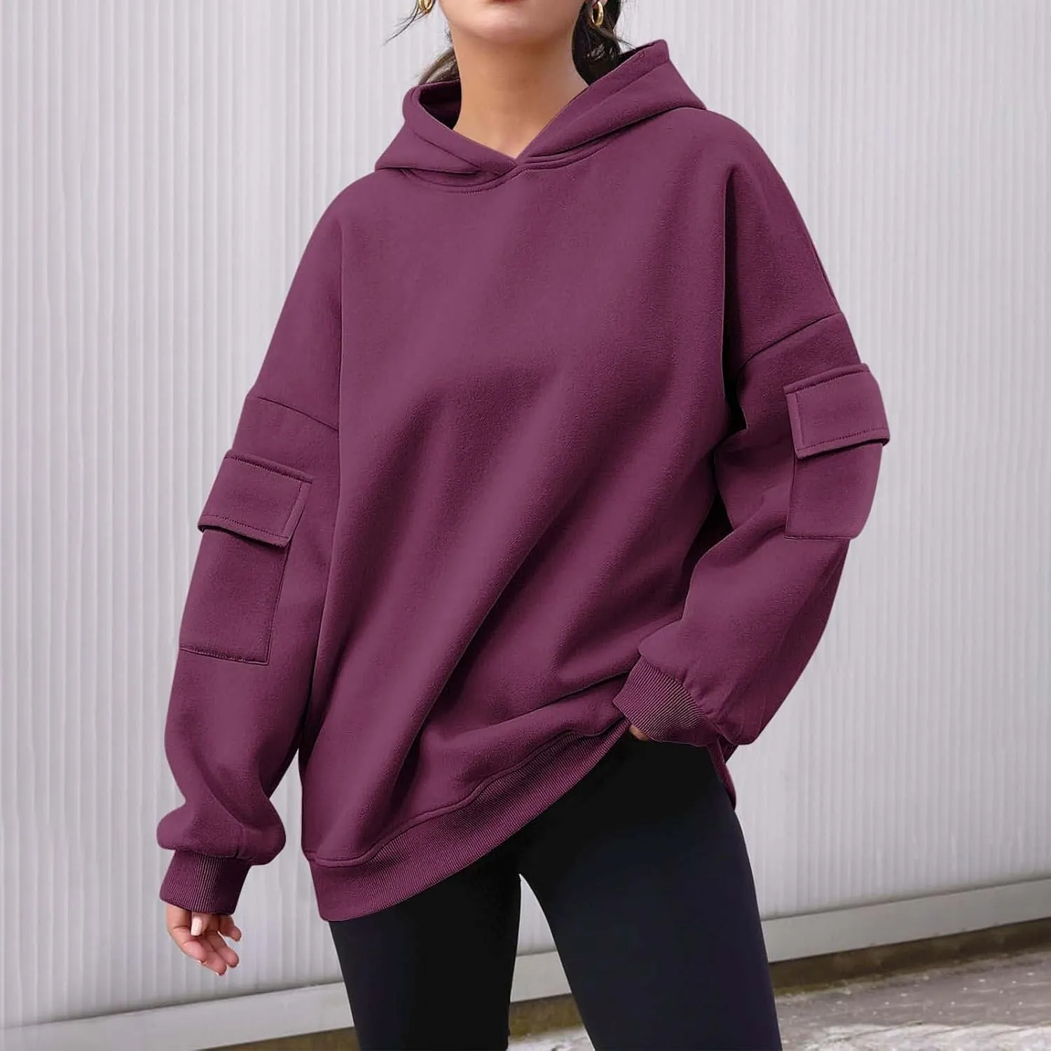 Womens Oversized Hoodies Pullover Fleece Long Sleeve Hooded Sweatshirts with Pockets Solid Color Casual Cute Sweaters